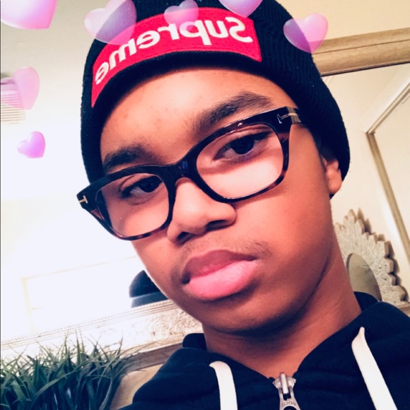 Meet your Posher, Lucas - Picture 1 of 1